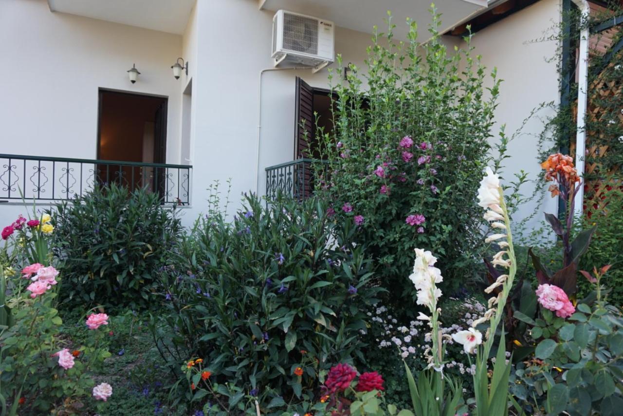 Villa Nikolaou Parga Exterior foto