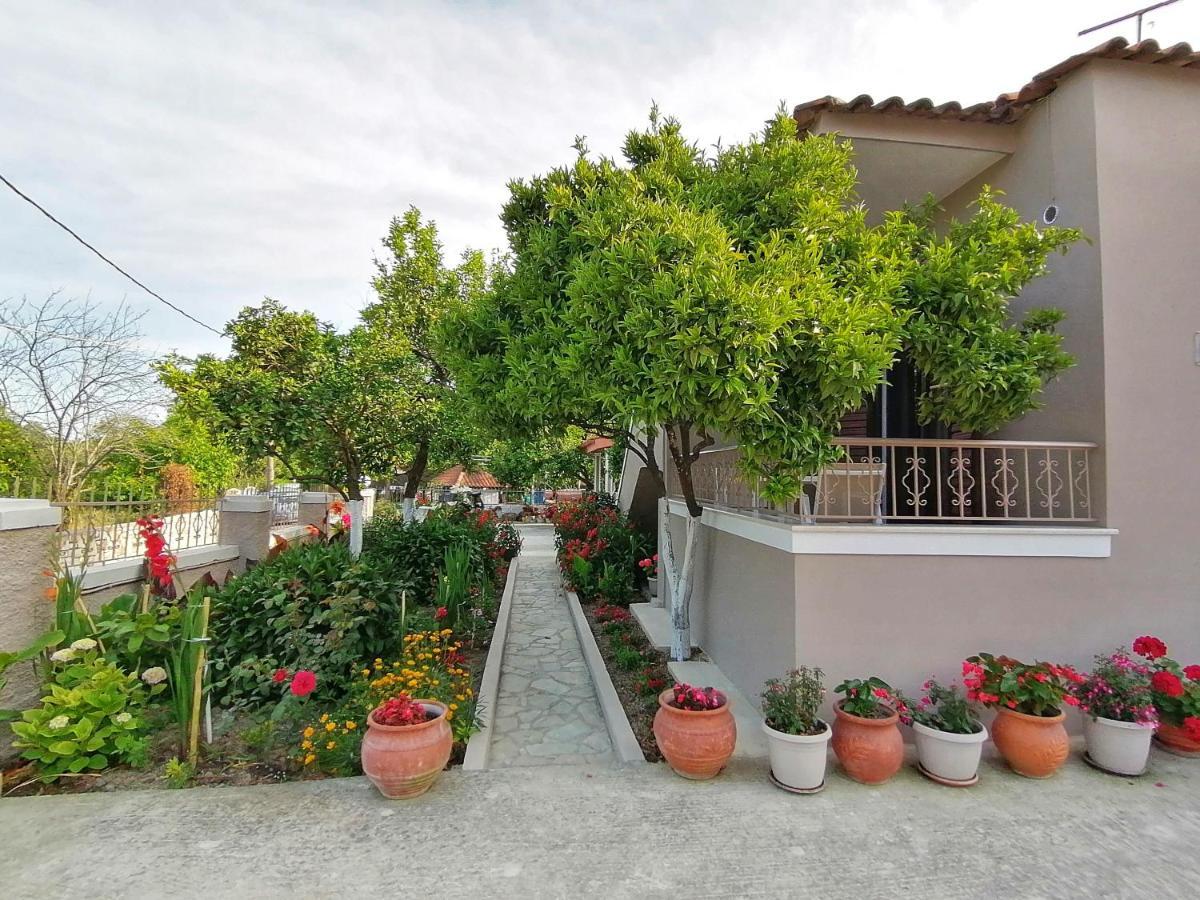 Villa Nikolaou Parga Exterior foto