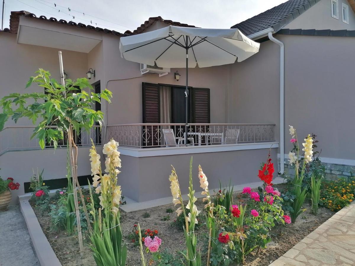 Villa Nikolaou Parga Exterior foto