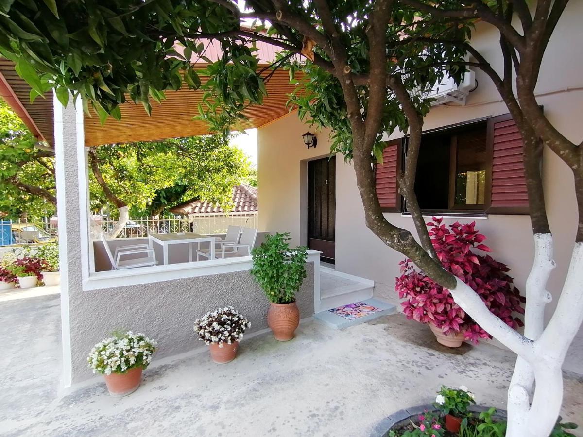 Villa Nikolaou Parga Exterior foto